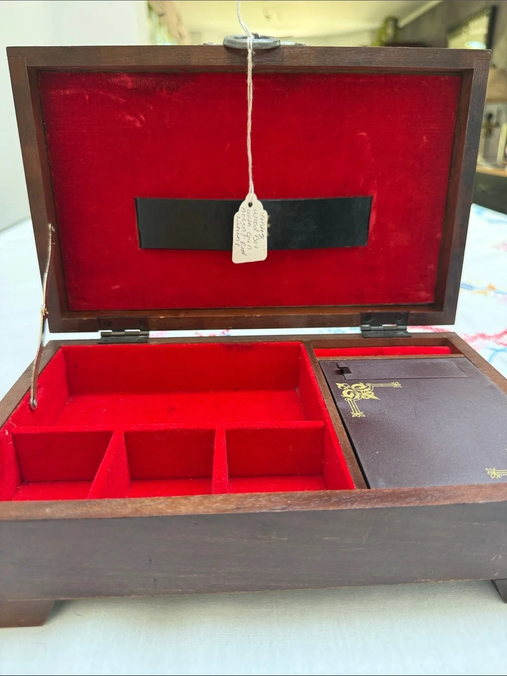 Vintage AM Radio Jewelry Box